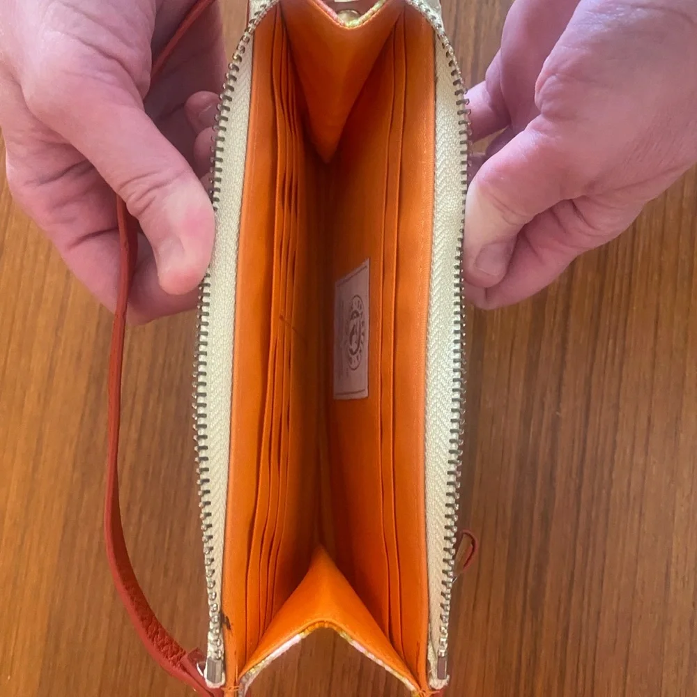 Spartina 449 Red and Pink Floral Wristlet NWT - Picture 3 of 7